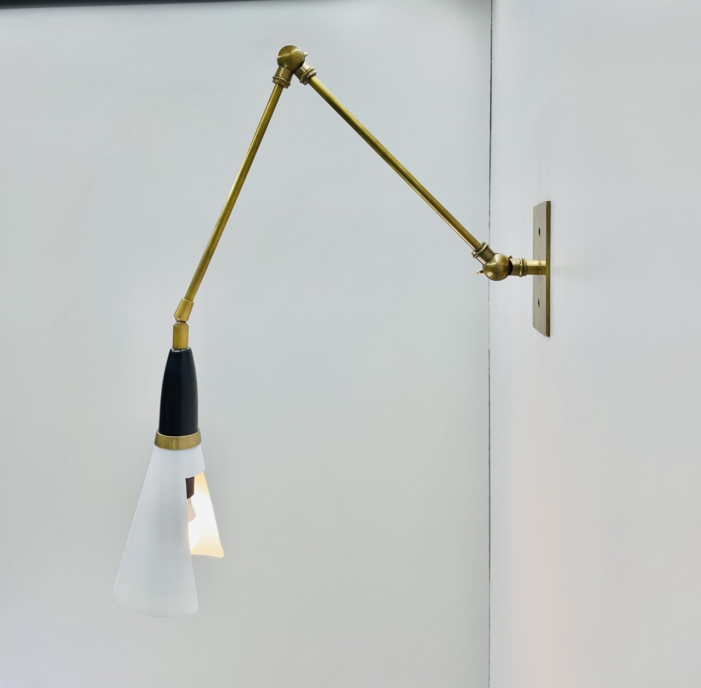 SCICCOSO Brass Wall Lamp GLH Model No. 76 - Global Lights Hub
