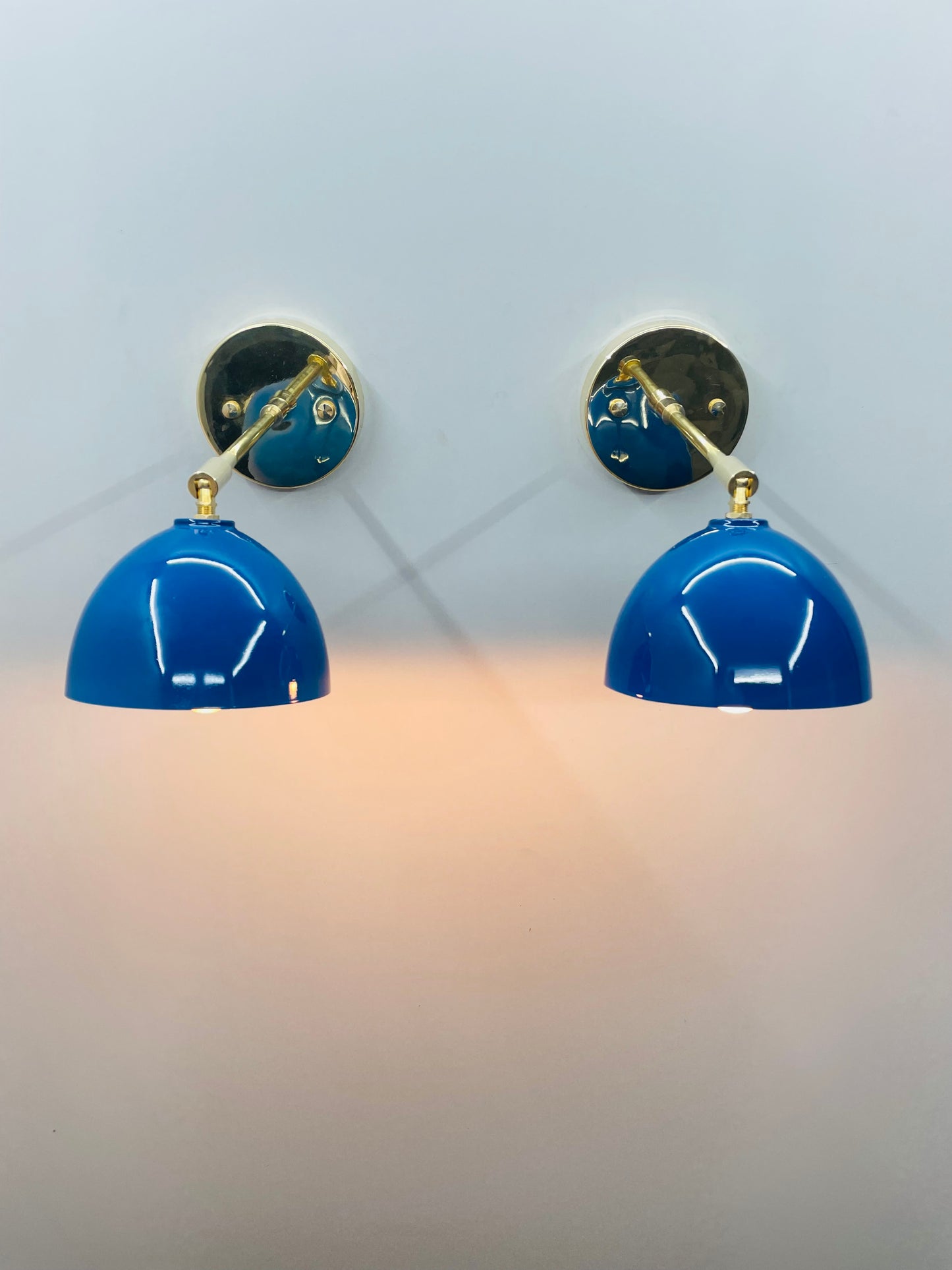 Pair of Modern Wall Sconce Lamps - Vintage-Inspired Design - Bedside Lighting